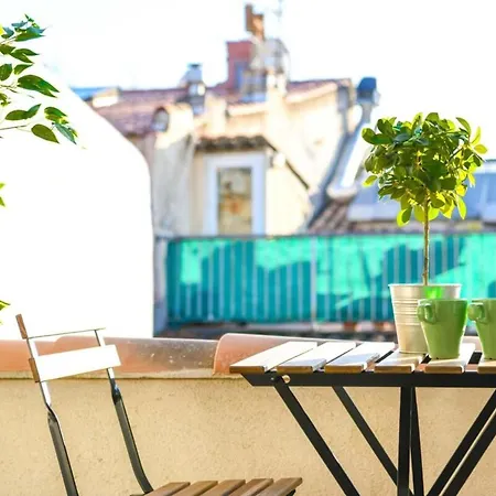 Apartment Le Duplex - Terrasse Au Coeur De Panier